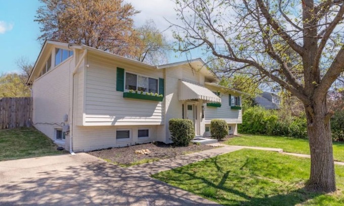 Seminary Hill Casa | Mid-Century Modern 4BR Home: 15 min from Old Town!