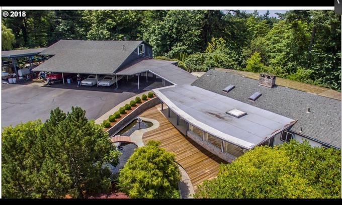 Pleasant Valley Casa | Mid Century private 7 acre property. 20 min from central PDX