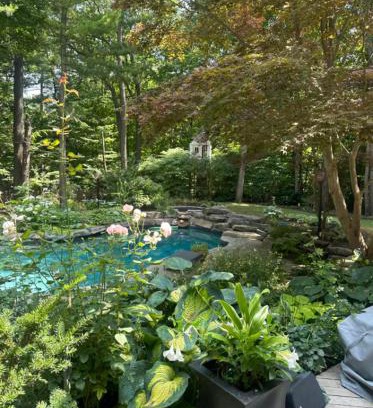 Mississauga Chalet De Esquí | Mid-century private retreat