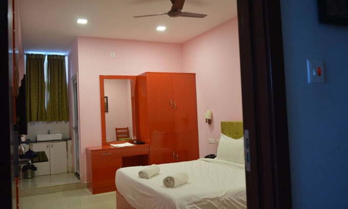Valparai Hotel | Mediados de elevación Hill Station Stay