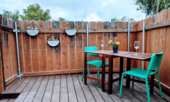 Clairemont Apartamento | Mid Term Rental:Stylish Studio, Centrally Located in Quiet Safe Neighborhood