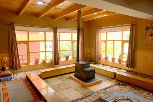 Kaza Casa | Mid Town Homestay