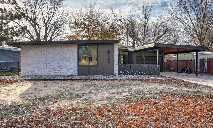 Tulsa Casa | Mid town tulsa Loveshack! Conveniently located near downtown, tulsa fairgrounds