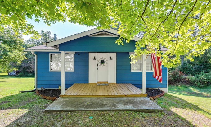 Bon Aqua Casa | Middle Tennessee Cottage ~ 10 Mi to Dickson!
