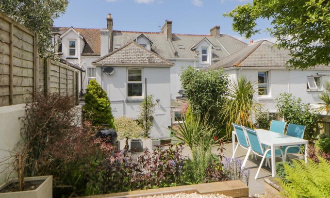 Brixham Casa | Midhurst