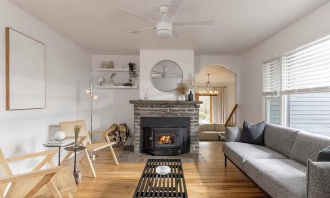 Callicoon Casa | Midnight Meadow Retreat, Serenity in the Catskills