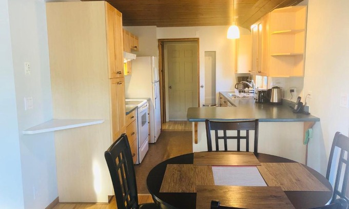 Whitehorse Apartamento | Midnight Sun Vacation Home