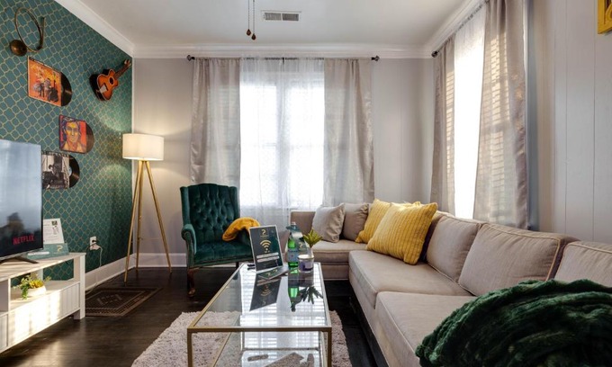 East Memphis Apartamento | Midtown Beauty
