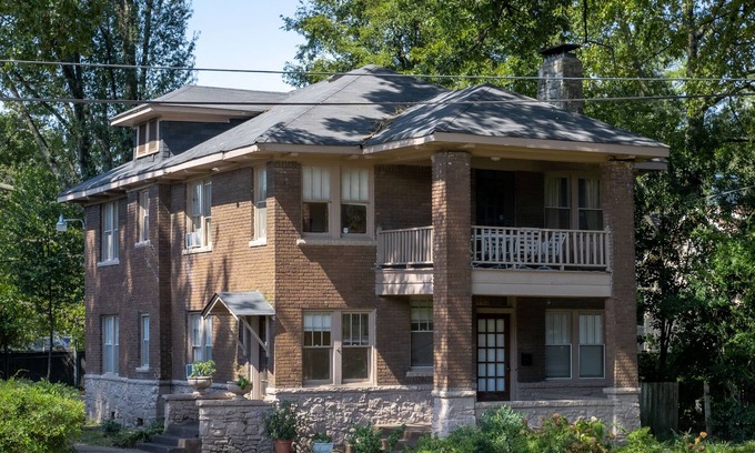 Central Gardens Casa | Midtown / Central Gardens Duplex