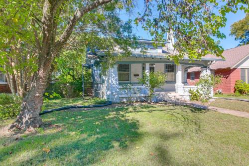 Crosstown Casa | Midtown Duplex 1 Mi to Memphis Zoo and Overton Park!