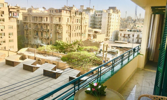 Qasr an-Nil Casa | Midtown Homes & studios