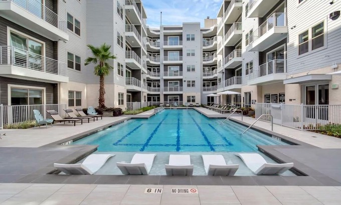 Greenway Plaza-Upper Kirby Apartamento | Midtown Houston Luxury Suite at River Oaks