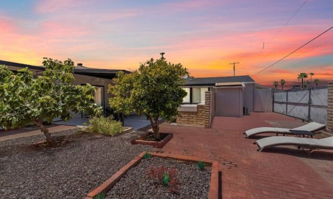 Encanto Casa | Midtown Studio Unit B Backyard