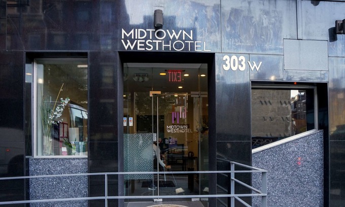 Chelsea Hotel | Midtown West Hotel