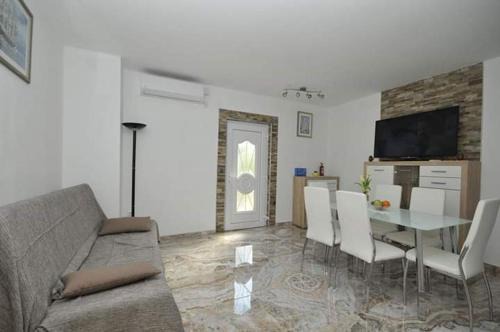 Kastel Gomilica Apartamento | Mihaela