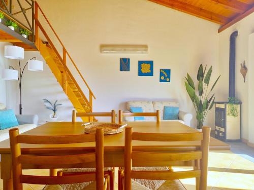 Sos Alinos Casa | Mikè House- Appartamento con balcone a Sos Alinos