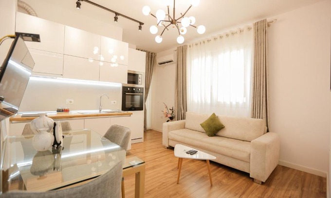 Tirana Apartamento | Miku Apartment-Stunning Apartment At Taiwan