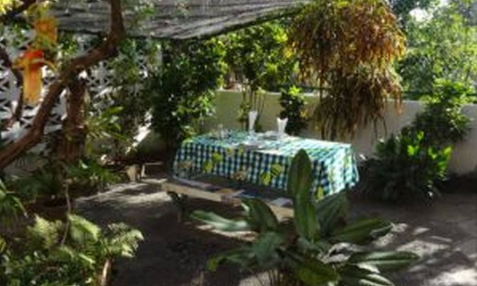 Cienfuegos Casa | Miladys Rose