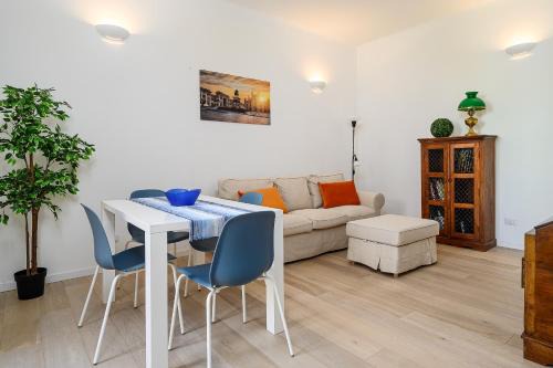 Lazzaretto Apartamento | Milan Nightlife