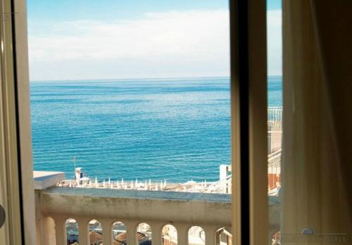 Milano Marittima Hotel | MILANO MARITTIMA Caraibi B&B