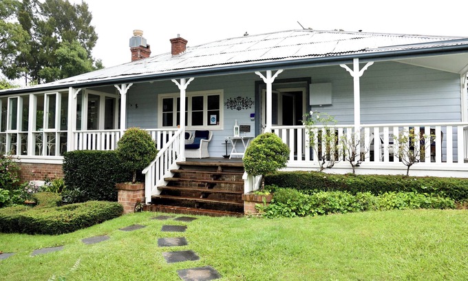 Bundanoon Casa | Cosy, elegant 5 bedroom home in beautiful Bundanoon