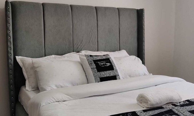 Hospital Apartamento | Milimani Apartments N12
