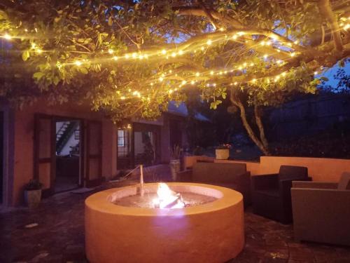 Kenton on Sea Apartamento | Milky Way: Home with large garden, firepit & stars