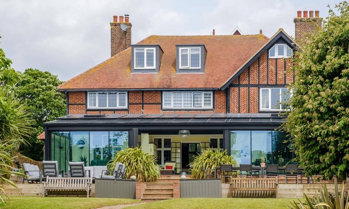 Thorpeness Cabaña | Mill House - A stunning large house in Thorpeness - Close to Thorpeness Meare & Thorpness Beach - Ma