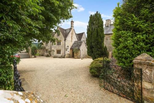 Stroud Casa | Mill House & Cottage - on The Cotswold Way!