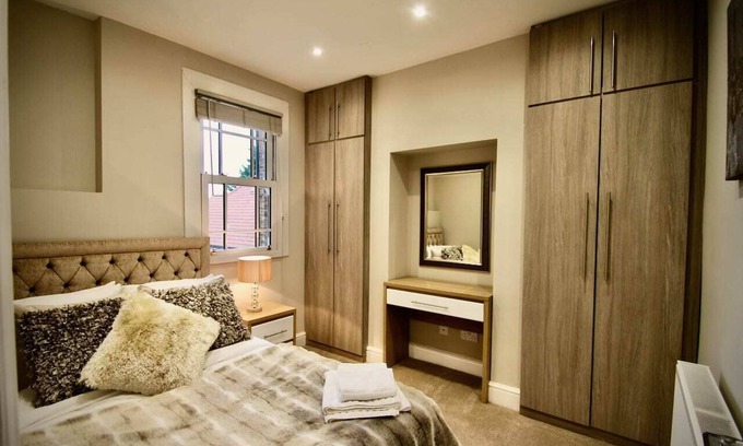 Newmarket Casa | Mill House Townhouse