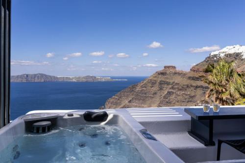 Firostefani Apartamento | Mill Houses New Elegant Suites