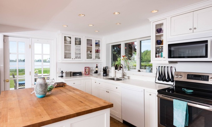 Westport Cabaña | Mill Pond Retreat
