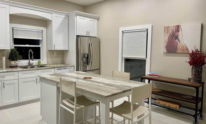 Fort Mill Casa | « Mill Town »remodeled, sleeps 1-4 close Downtown Fort Mill & I77 to Charlotte