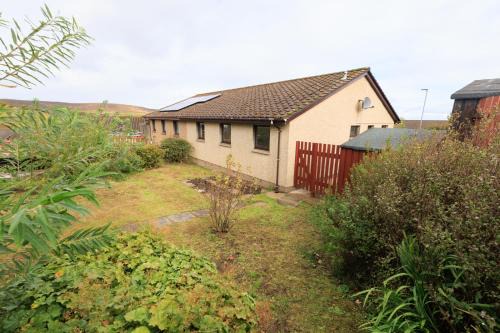 Lerwick Casa | Millbrae, Lerwick