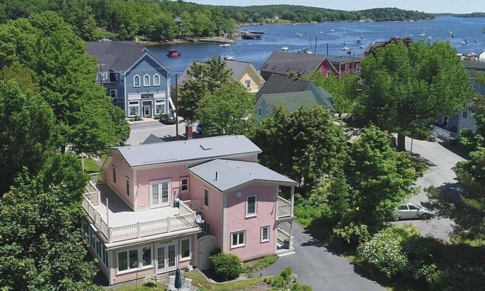 Mahone Bay Cama Y Desayuno | Miller House By the Bay