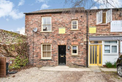 York Casa | Millers Cottage with Free Allocated Parking