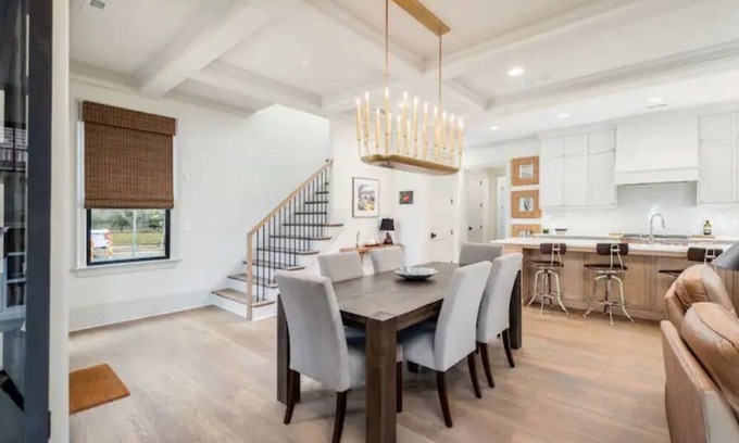 Dilworth Casa | Million dollar home walking distance to Uptown