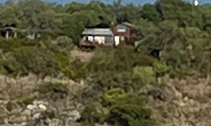 Spicewood Casa | Million Dollar Views! Charming 2-bedroom house in lovely Spicewood with WiFi, AC