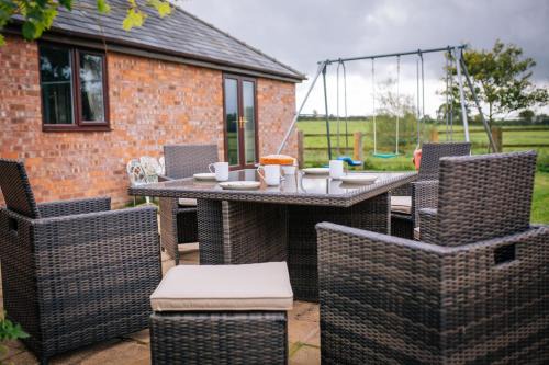 Malpas Cabina | Millmoor Farm Holidays
