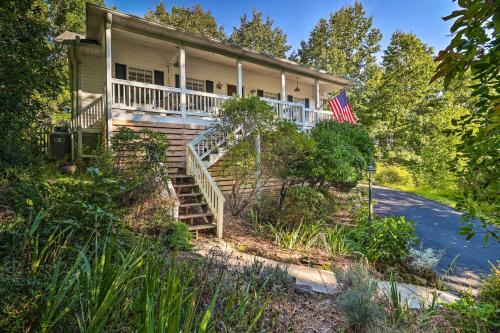 Mills River Casa | Mills River Hideaway with Front Porch and Mtn Views!