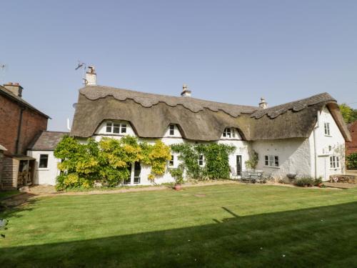 Gumley Casa | Millstone House