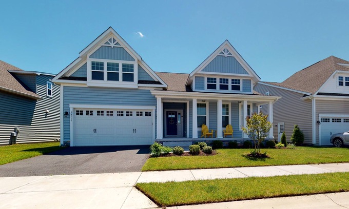 Frankford Casa | Millville by the sea home w/ shared pool, WiFi, central AC, W/D, & gas fireplace