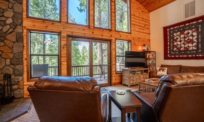 Dorrington Cabina | Millville Chalet w/ Summer Pool Access!