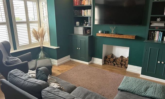 Grantham Casa | Millwright Villa - beautiful Victorian detached home that sleeps up to 7