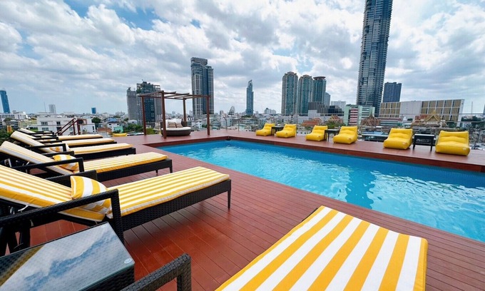 Yan Nawa Hotel | Miloft Sathorn hotel