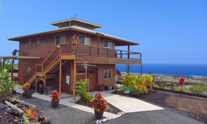 Captain Cook Casa | Milolii Whale House con espectacular vista al mar!