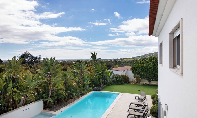 Vale de Seixos Apartamento | Milreu Guesthouse - Habitación "Terra" con vista a la piscina