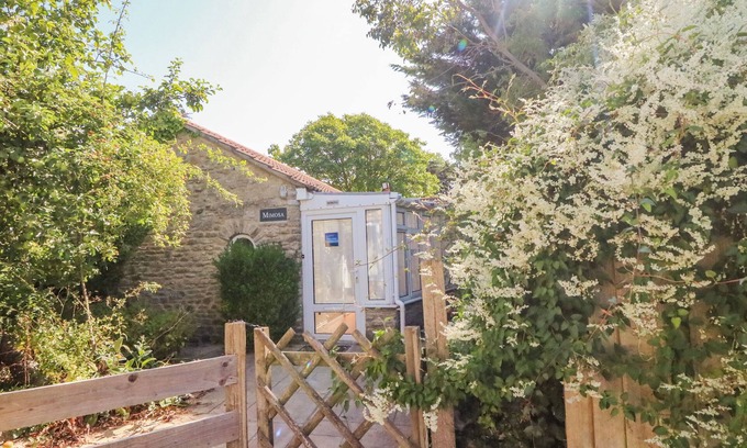 West Bexington Cabaña | Mimosa Cottage, WEYMOUTH