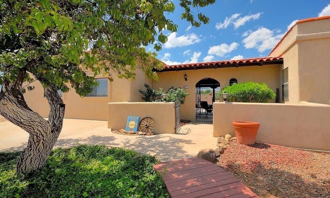 Cottonwood-Verde Village Casa | Mingus Vista Casita near Sedona w/ Mountain Views!