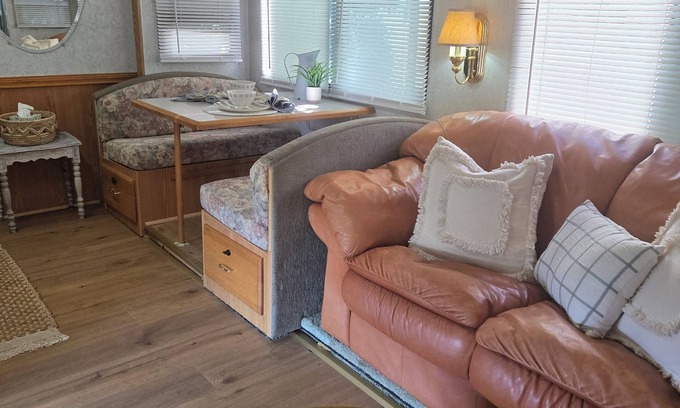 West Ridge Casa | Cozy RV in North San Diego County with WiFi, AC
